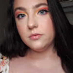 Meet your Posher, Carrie